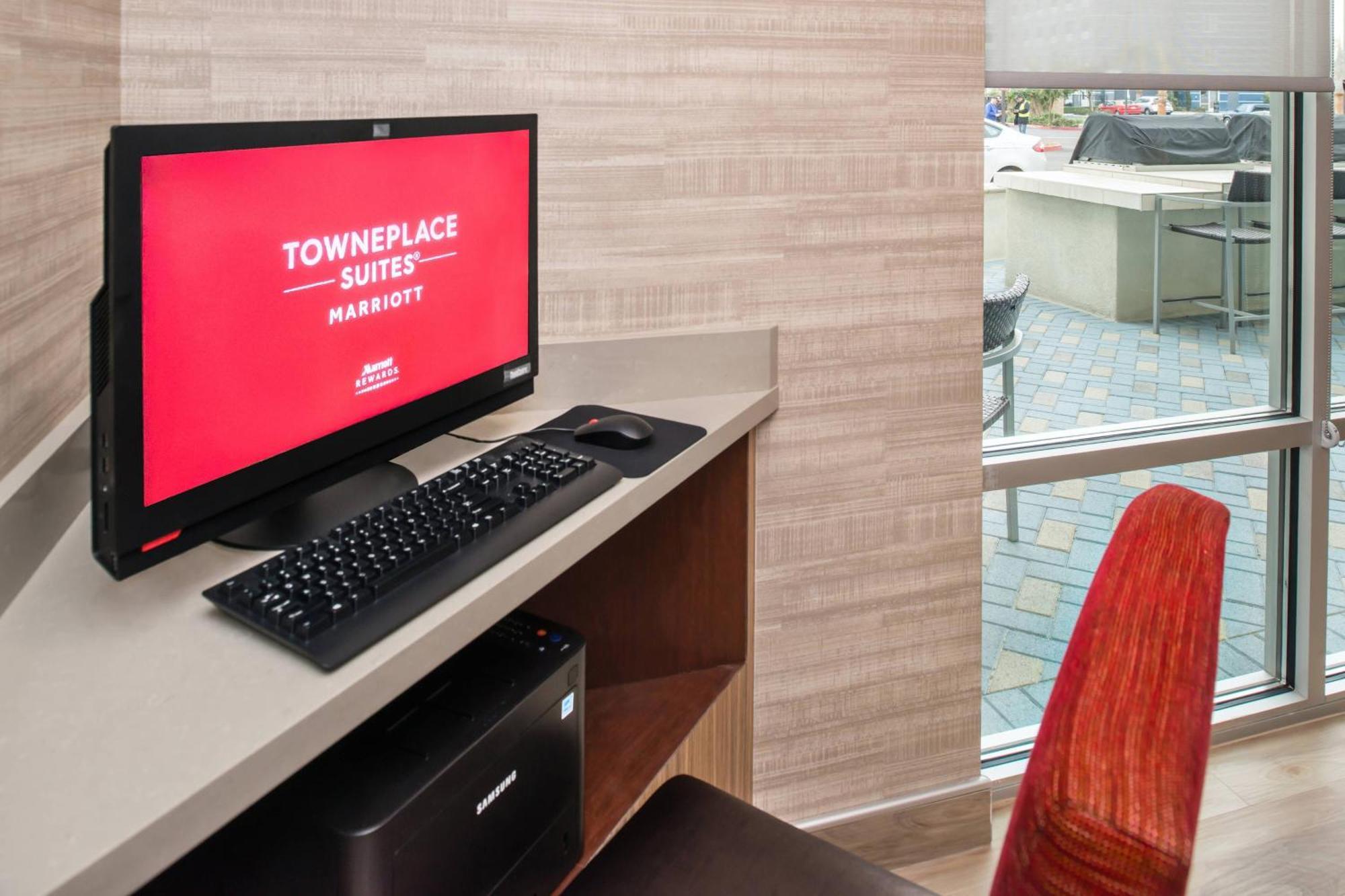 Towneplace Suites By Marriott San Bernardino Loma Linda Exterior foto